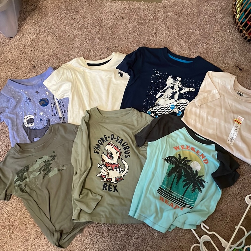 Size 4/5 boys shirts
